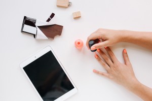 The Perfectly Good Reason To Eat Chocolate And Paint Your Nails At Work - Lioness Magazine