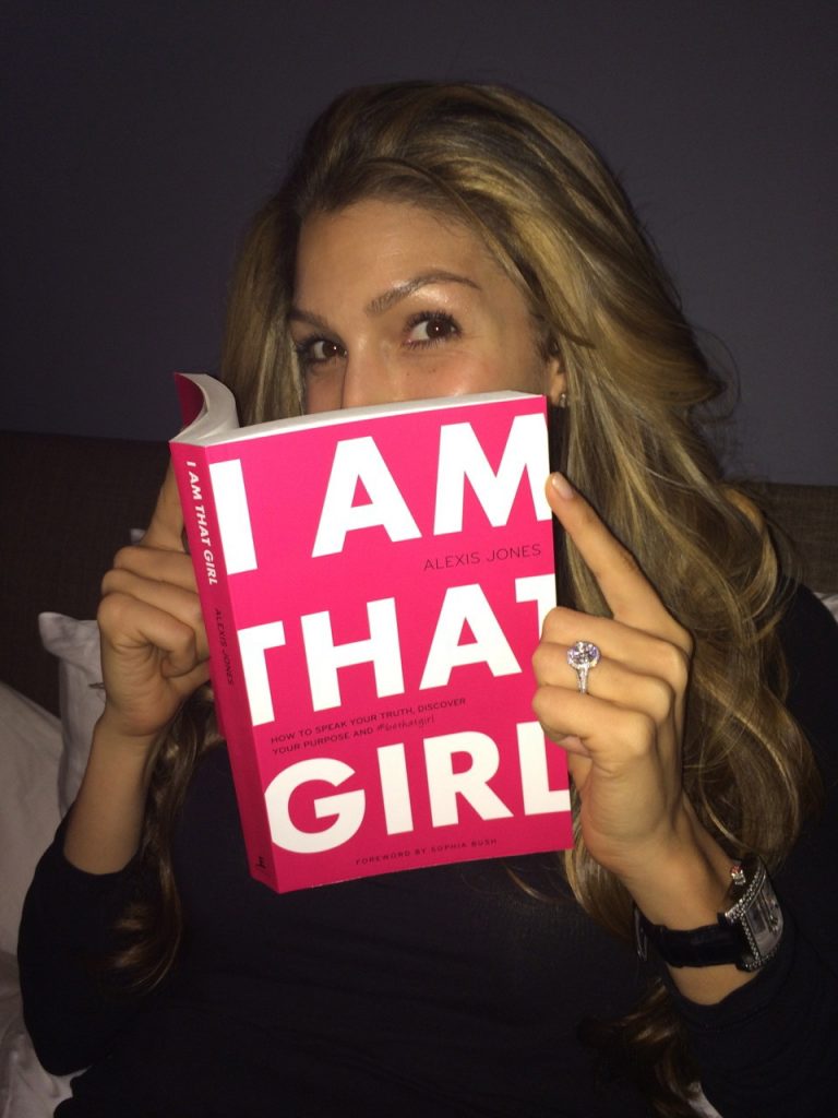 Lioness Goes Inside The 'I Am That Girl' Movement That Is Sweeping 50 Countries - Lioness Magazine