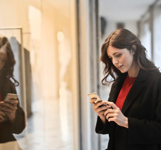 Surprising Tech Habits Of Highly Successful People - Lioness Magazine