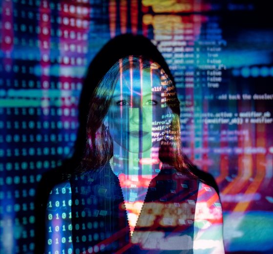 Woman in tech-code