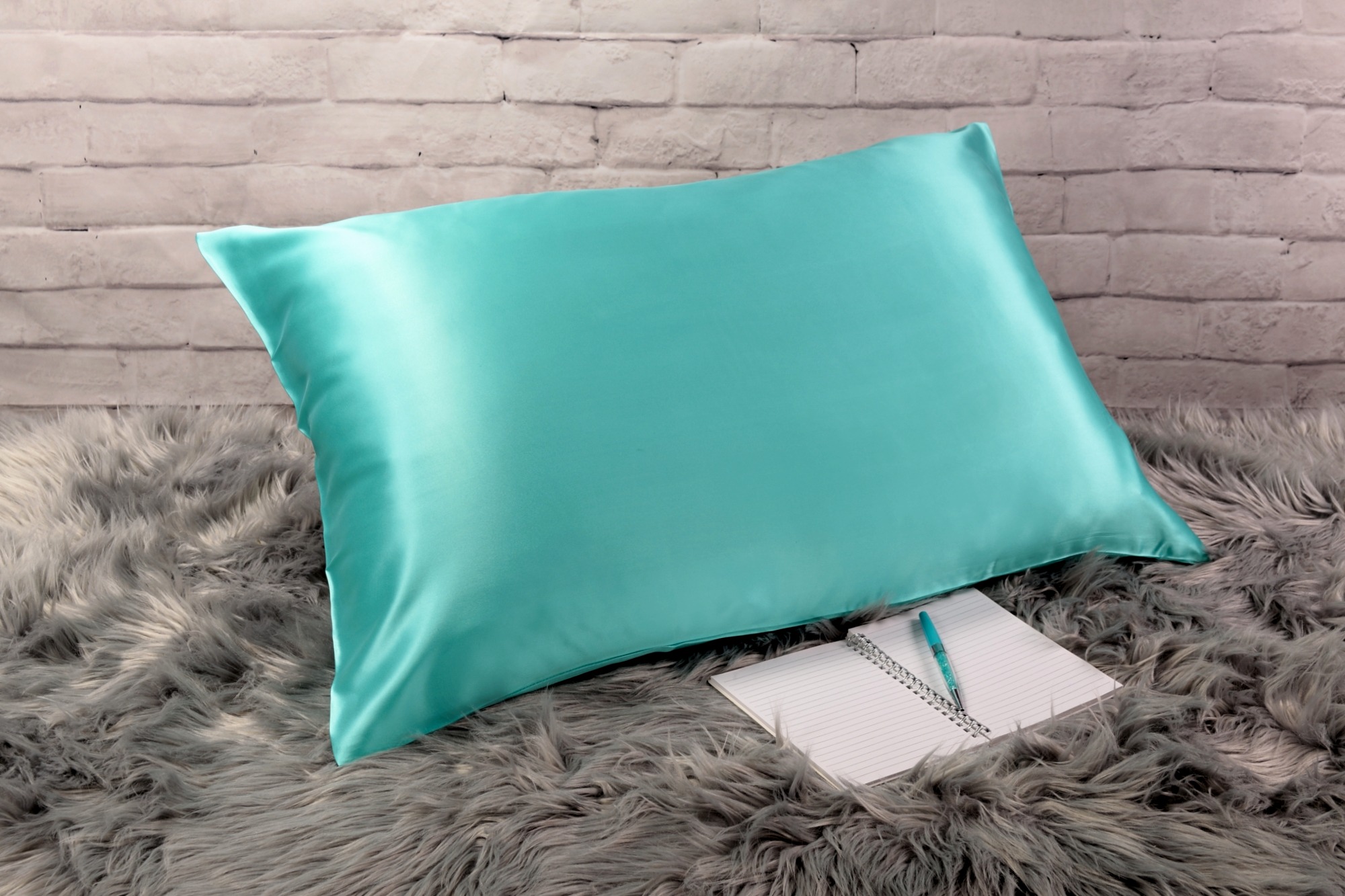 Aqua diamond silk pillowcase lifestyle 1