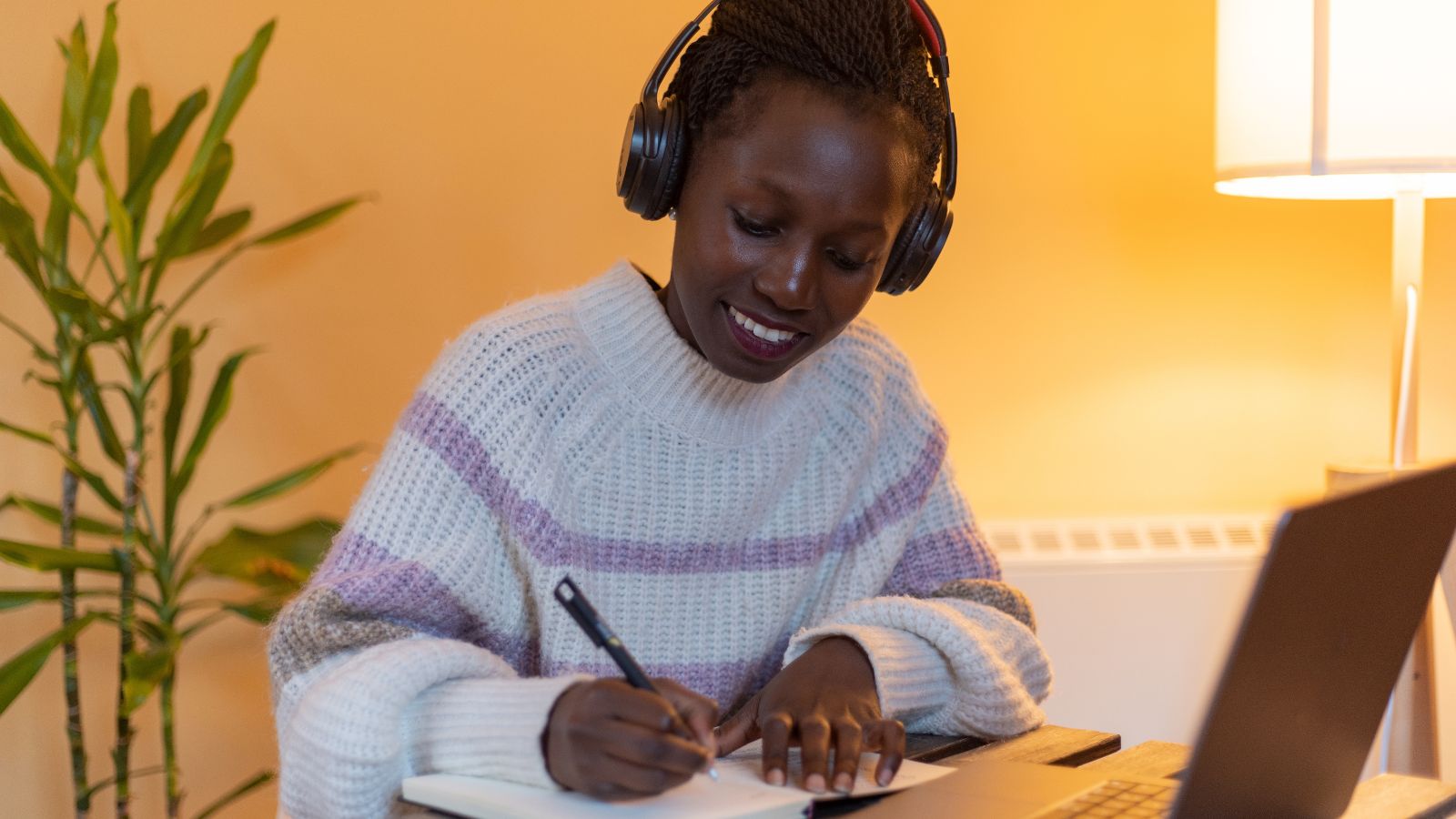 Wor Remote Remote Work Brought Colleagues Closer - Lioness Magazine